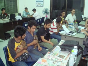 7 baby gibbons at the police station